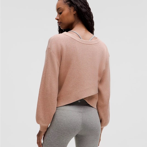 NWT Lululemon reversible crossover sweater - Picture 2 of 5
